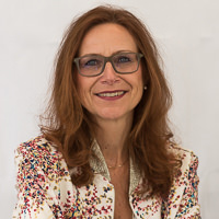 Claudia Mühlbauer